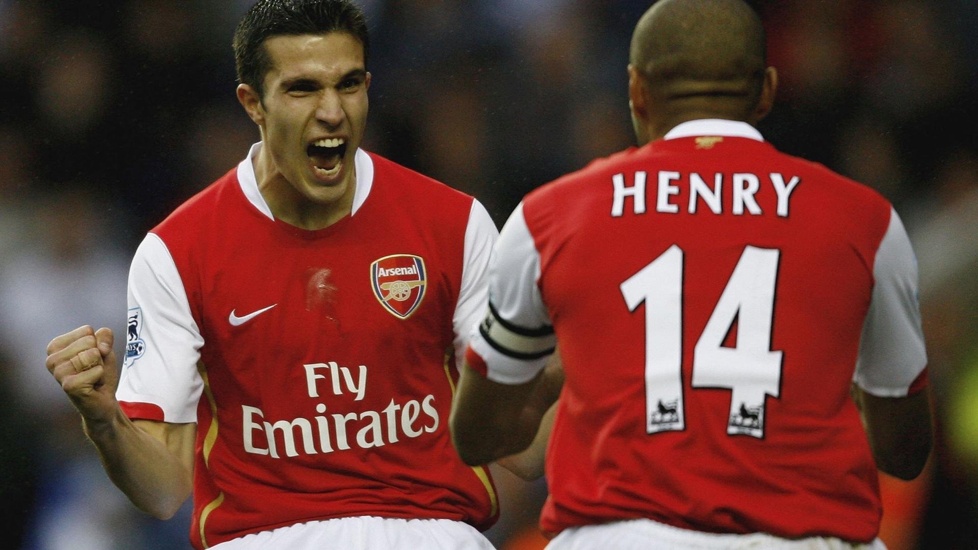 暗夜极速，戈贝尔率队征服F1街道赛，一场非典型的胜利叙事