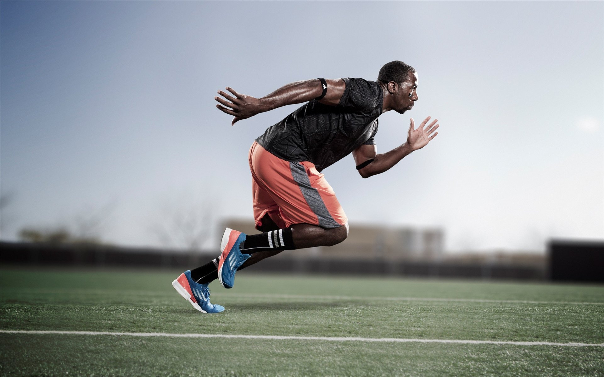 跨界传奇,当阿拉巴在NBA接管比赛,土耳其已在绿茵场击溃曼城