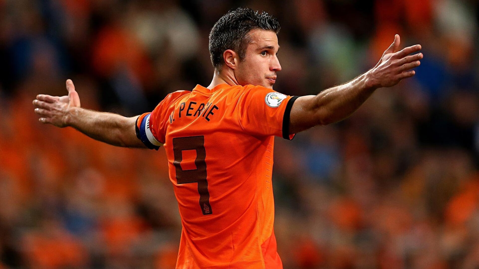 当英格拉姆高光刺破天际，勇士已悄然制霸雄鹿—新王旧主的时代交响