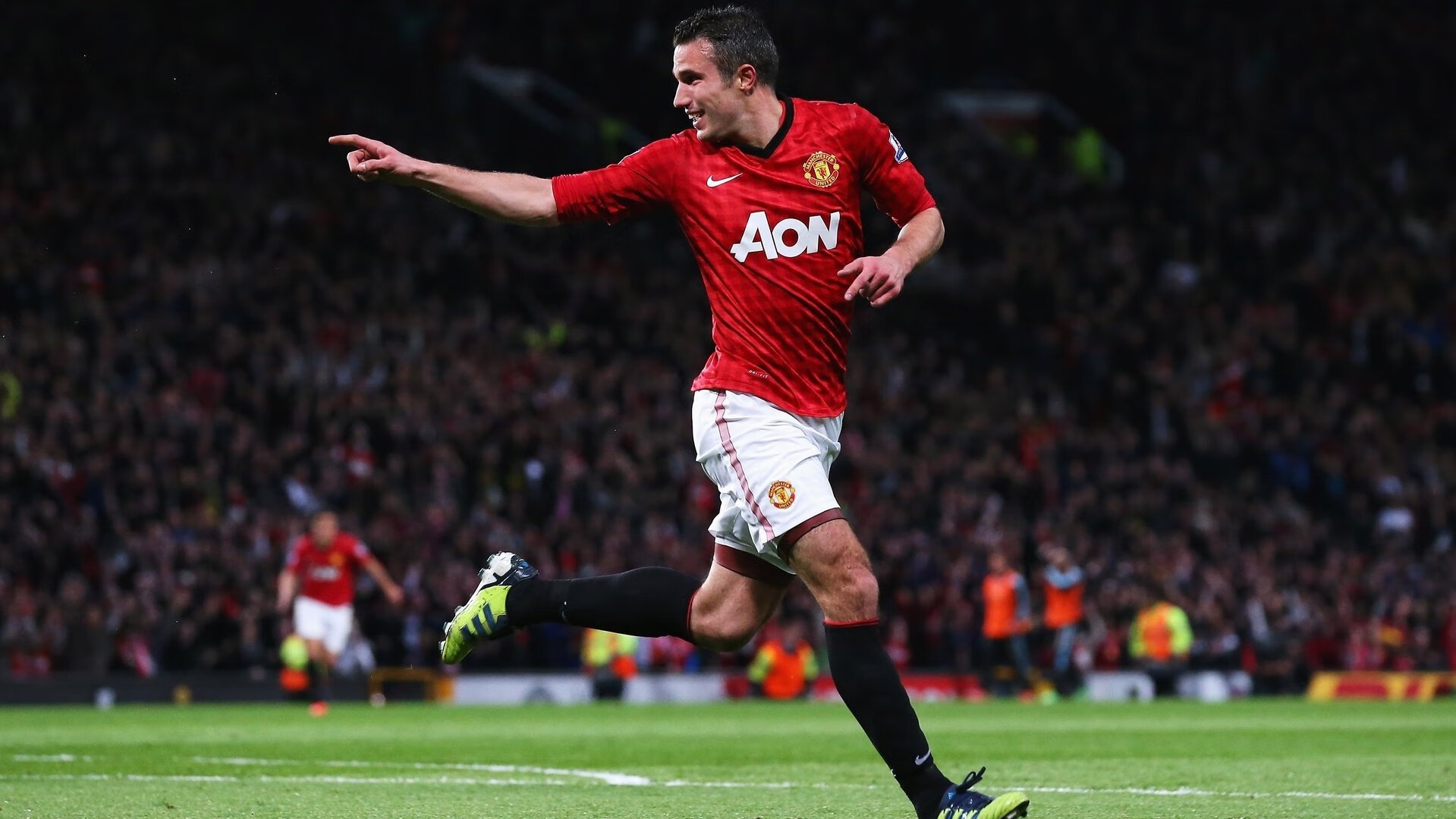 摩纳哥压制塞维利亚，C罗惊艳四座，一场定义传奇的欧冠对决