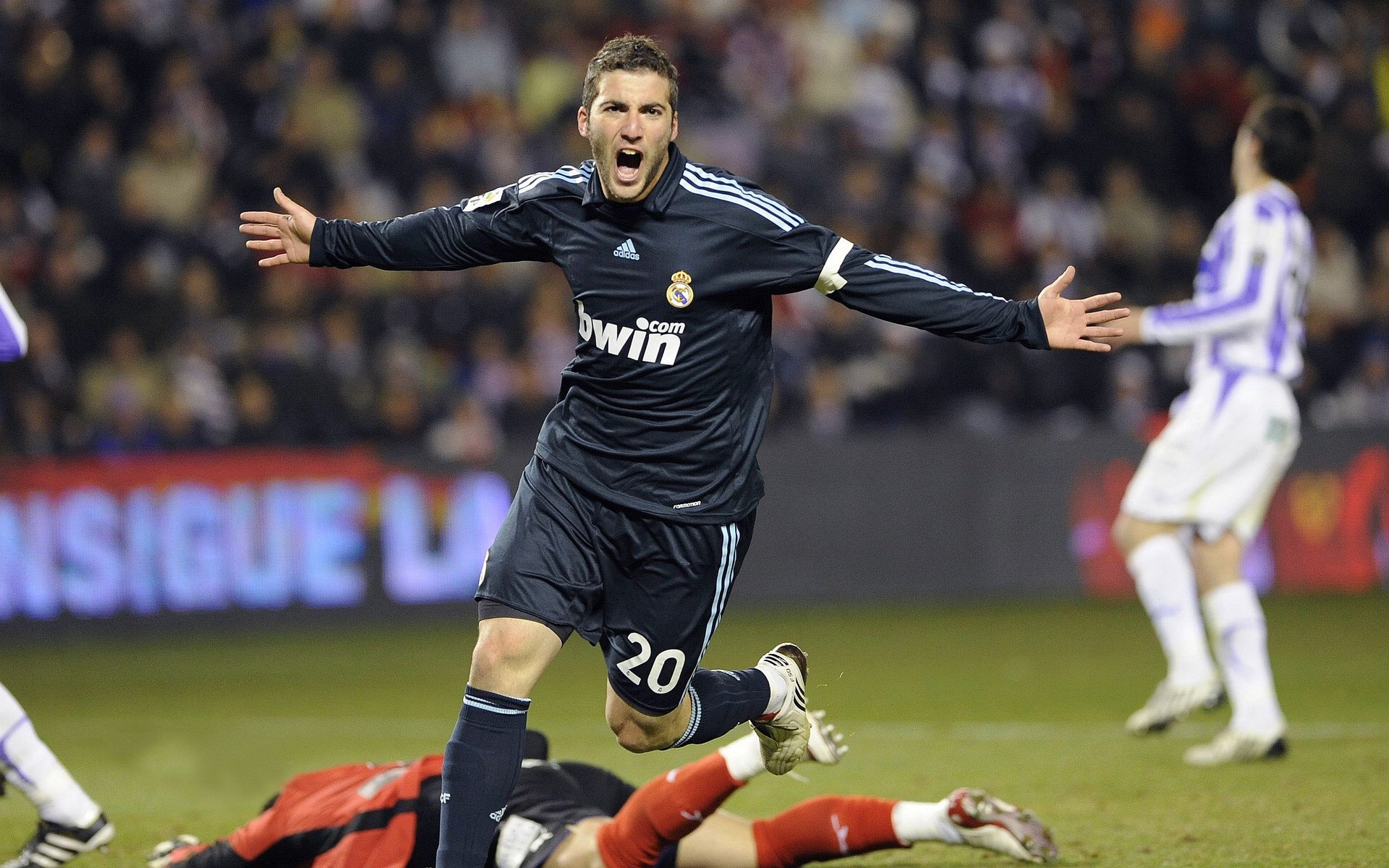 尼罗河畔的终局，雷恩的强行终结与凯塞多的自我救赎之路