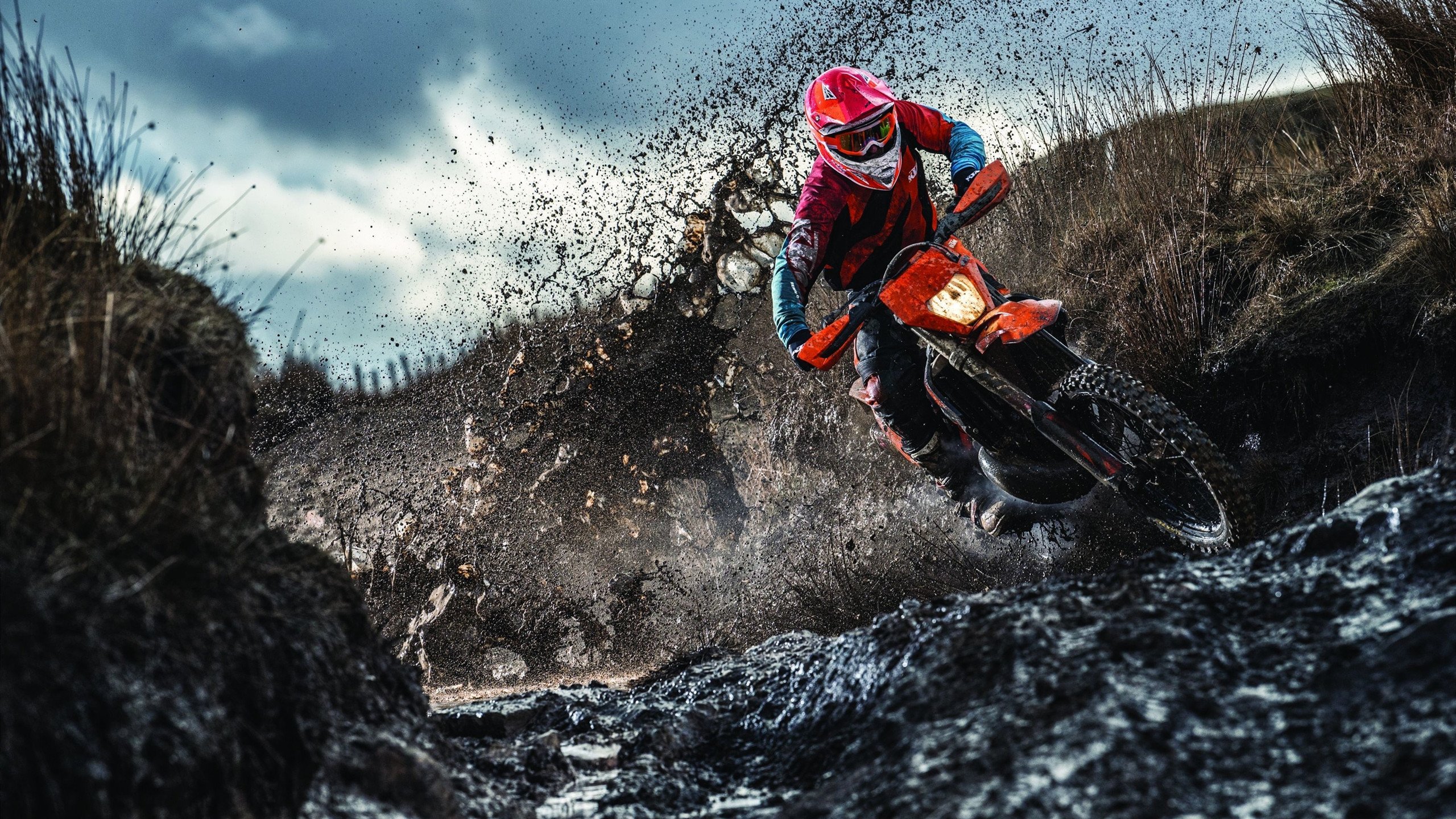 赛道上的逆袭，索伯车队翻盘哈斯，勒克莱尔高光表现点燃赛场